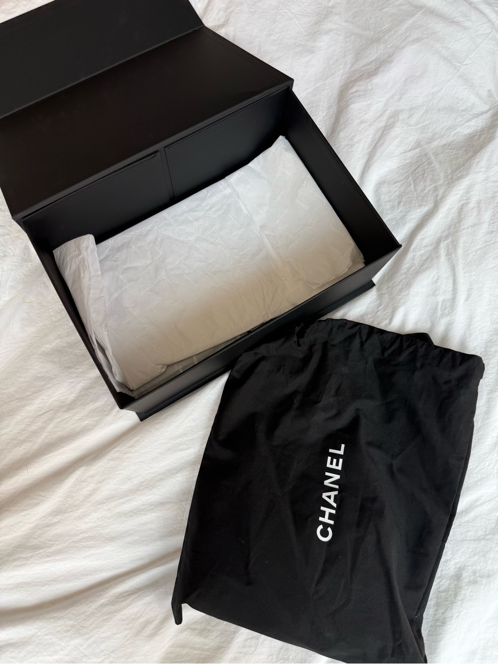 CHANEL Kelly raffia top-handle bag - Picture 9 of 12
